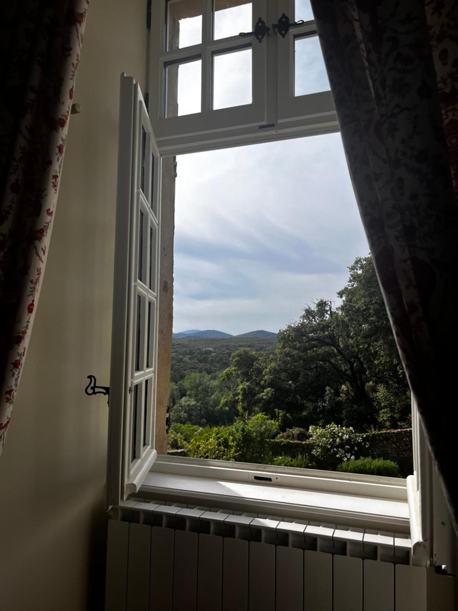 Chateau De Rousson ภายนอก รูปภาพ
